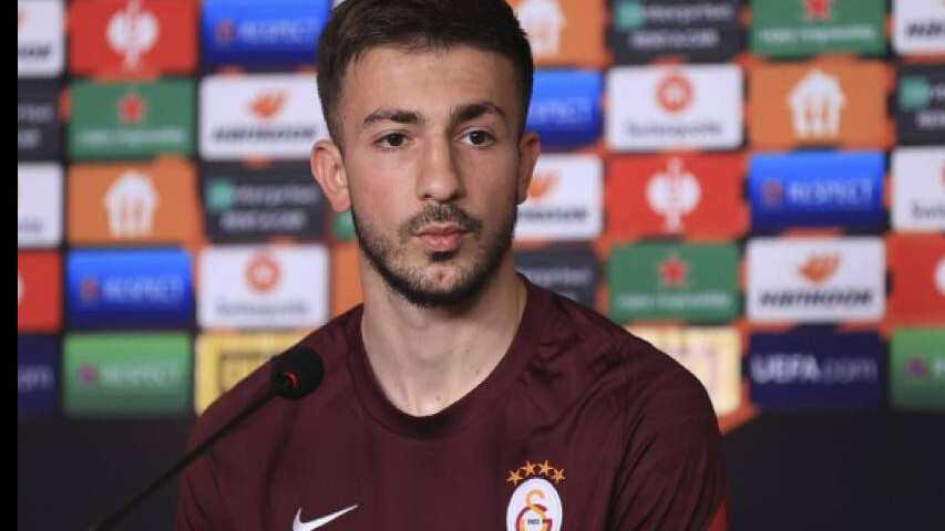 Galatasarayda yaprak dökümü Okan Buruk onayı verdi Burak Yılmaz