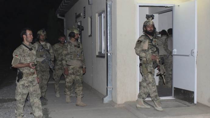Afgan ordusu Kunduz&#039;u geri aldı

