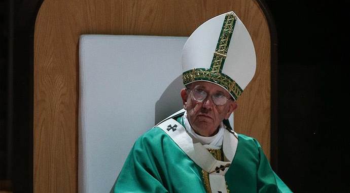 Papa Franciscus: Çok sayıda ölüm için, yaralılar için acı duyuyoruz