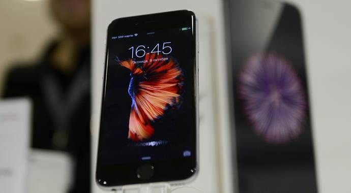 iPhone 6S&#039;in Türkiye&#039;de piyasaya sürüleceği tarih ertelendi