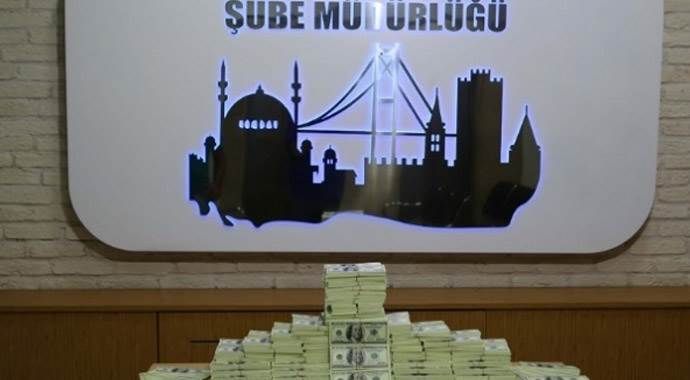 2 milyon 180 bin lira tutarında sahte dolar ele geçirildi