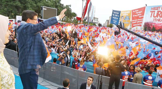 Davutoğlu: Çözüm AK Parti&#039;de