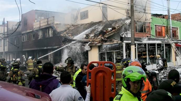 Kolombiya&#039;da uçak düştü: 5 ölü
