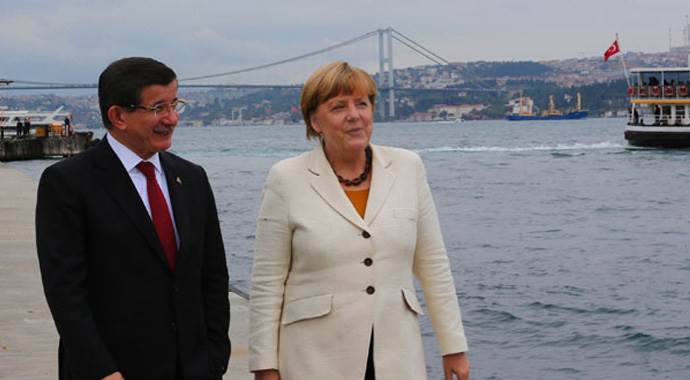 Merkel&#039;in İstanbul ziyareti Alman basınında