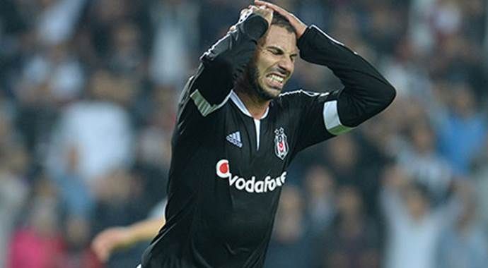 Beşiktaş&#039;ta teknik direktör Şenol Güneş Quaresma&#039;ya yer bulmaya çalışıyor