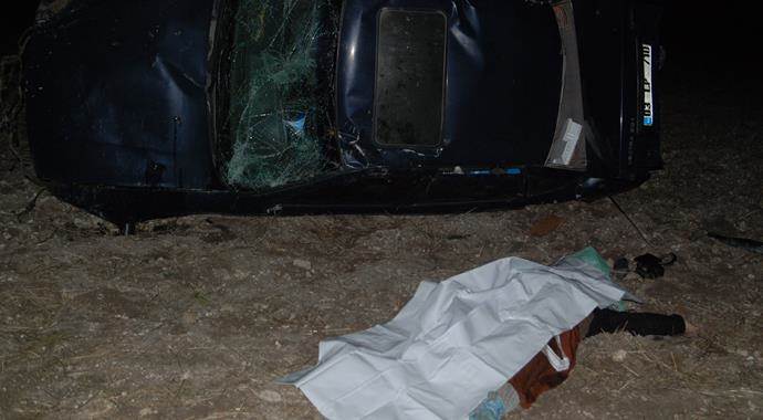 Kütahya&#039;da otomobil devrildi: 1 ölü, 5 yaralı