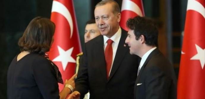 Resepsiyonda Erdoğan&#039;a büyük sürpriz
