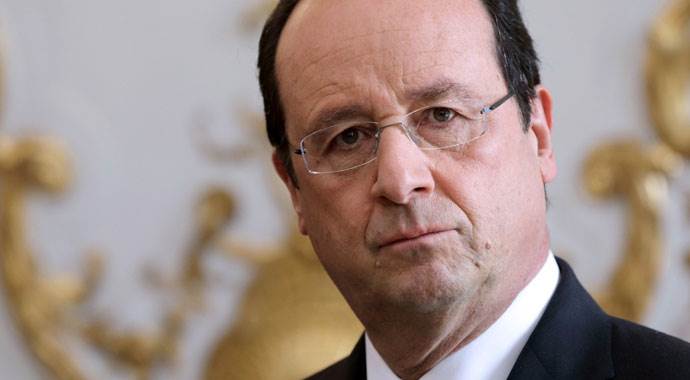 Hollande: Putin bizim değil, Esad&#039;ın müttefiki
