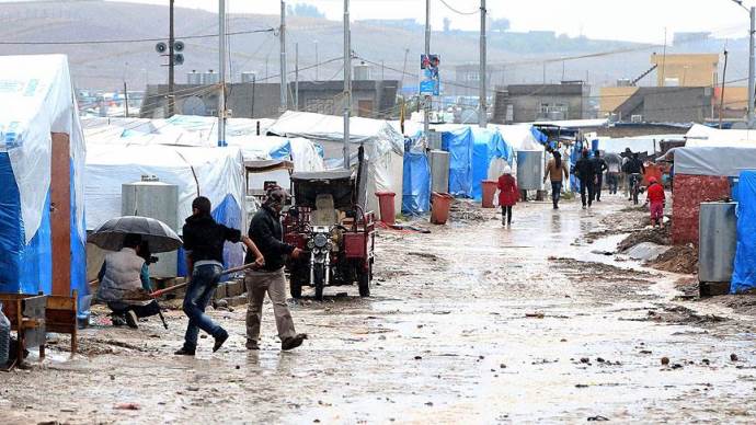 Irak&#039;taki sığınmacıların yağmur çilesi
