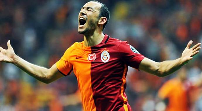 Galatasaray, Umut&#039;la 1 yıl daha uzattı!