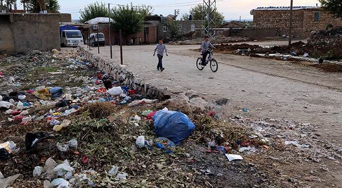 &#039;HDP&#039;ye oy vermediğimiz için çöplerimiz toplanmıyor&#039;
