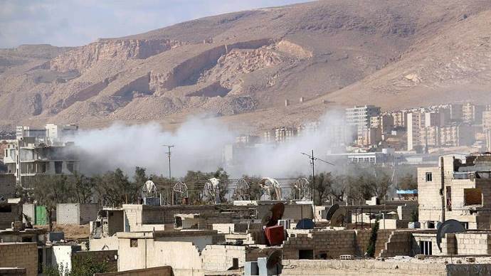 Katil Esad güçleri Şam&#039;da sivilleri vurdu: 15 ölü
