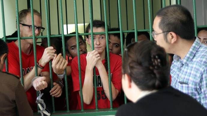 Endonezya&#039;da İngiliz gazetecilere hapis cezası
