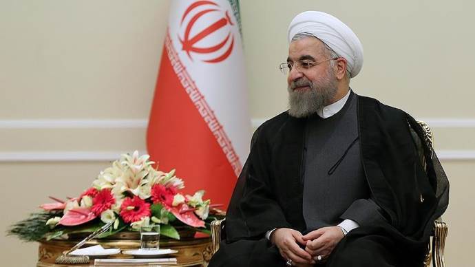 İran Cumhurbaşkanı Ruhani sandığı işaret etti
