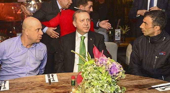 Erdoğan Sarıyer&#039;de vatandaşlarla sohbet etti
