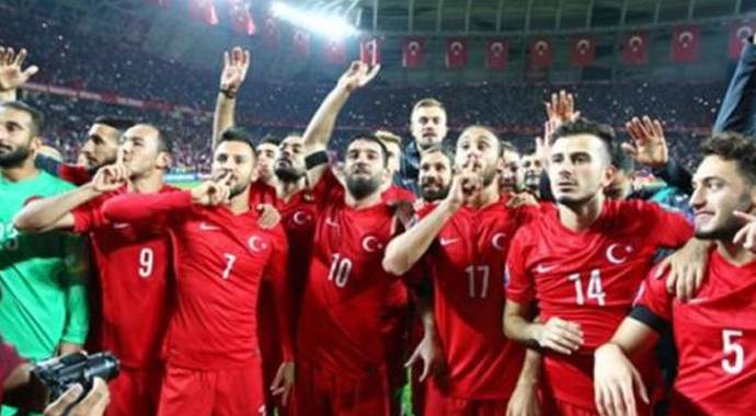 Türkiye-Yunanistan maçının hakemi belli oldu