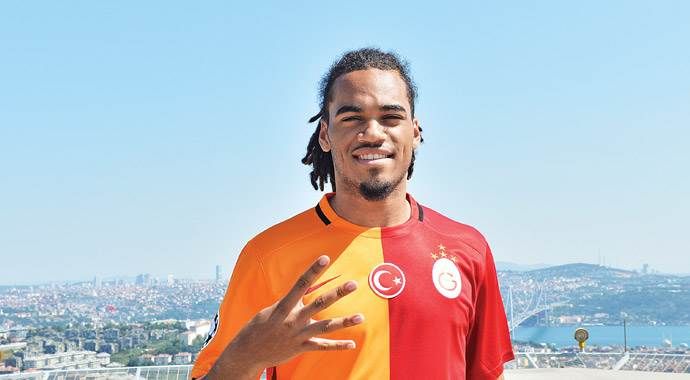 Galatasaray transferin son gününde baş döndürdü
