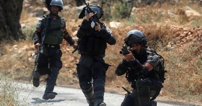 İsrail askerleri Cenin&#039;e baskın düzenledi
