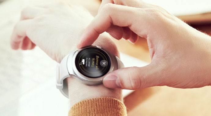 Samsung yeni nesil akıllı saatini tanıttı: Gear S2
