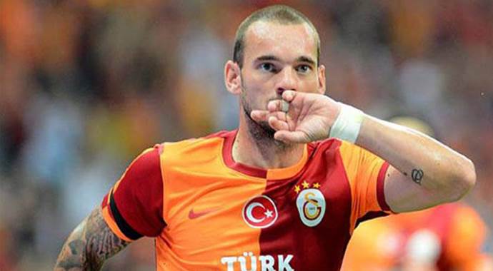 Fenerbahçe Sneijder&#039;in peşinde