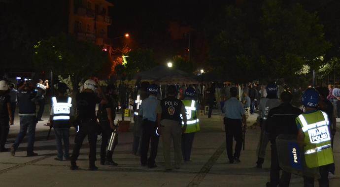 Bursa&#039;da silahlı gruplar çatıştı: 8 yaralı