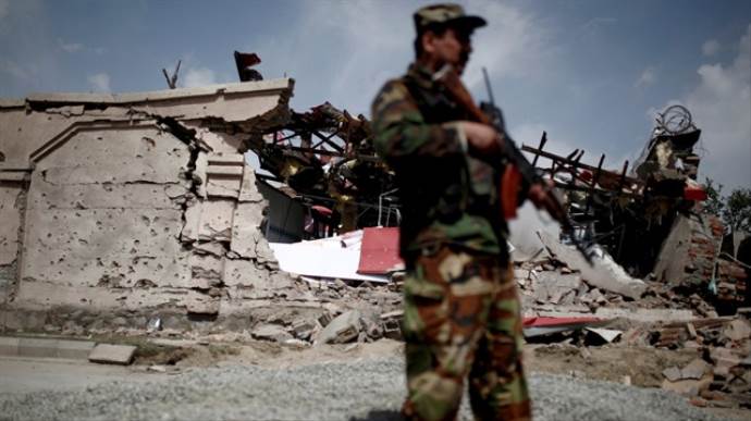 Taliban&#039;a hava operasyonu: 33 terörist öldürüldü
