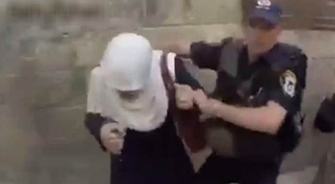 İşgalci İsrail güçleri Filistinli kadınlara saldırdı