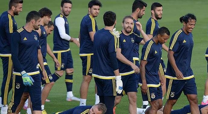 Fenerbahçe, Beşiktaş maçı hazırlıklarına başlıyor