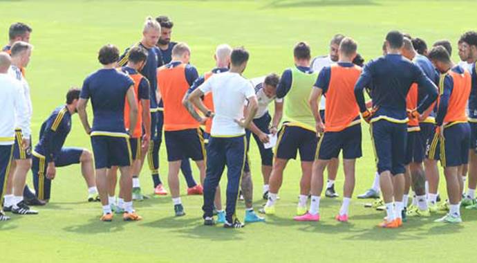 Fenerbahçe&#039;de Diego ve Ba sevinci