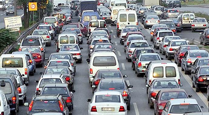 İstanbul trafiğine her gün bin araç katılıyor