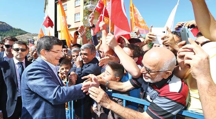 Başbakan&#039;dan HDP&#039;li vekillere: İki yüzlüler