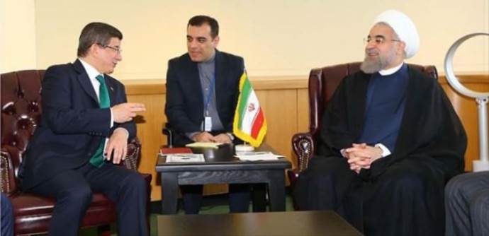 Başbakan Davutoğlu, Ruhani ile görüştü