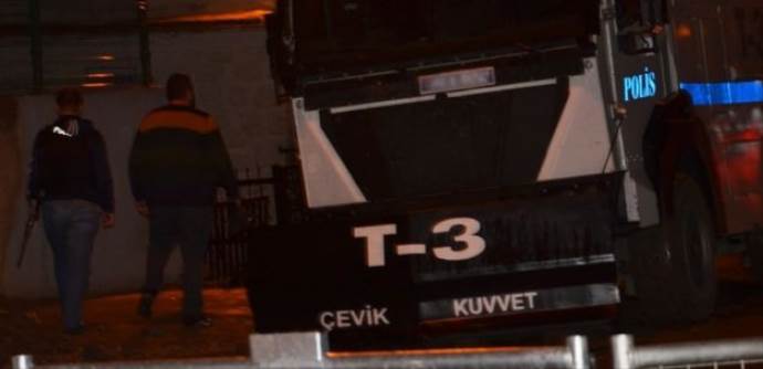 PKK&#039;lılar, Emniyet Müdürlüğü&#039;ne saldırdı
