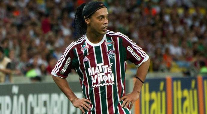 Ronaldinho&#039;nun sözleşmesi feshedildi
