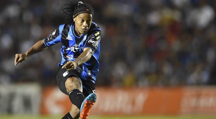 Ronaldinho&#039;nun sözleşmesi feshedildi