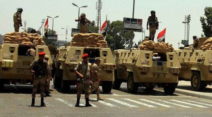 Mısır&#039;da kanlı operasyon: 2&#039;si asker 31 ölü
