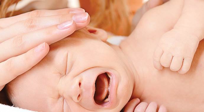 Yenidoğan bebeğin gaz sancısına doğal tedavi