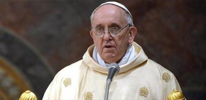 Papa 300 yıllık kuralı değiştirdi