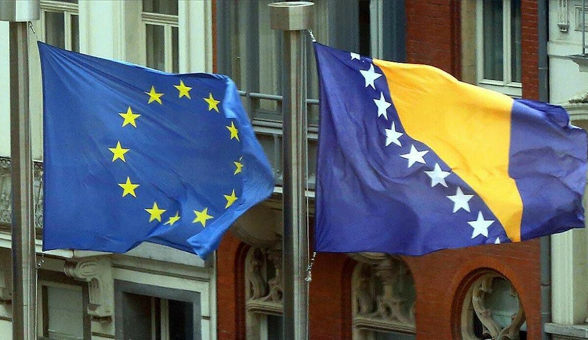 AB Komisyonu&#039;ndan Bosna Hersek kararı