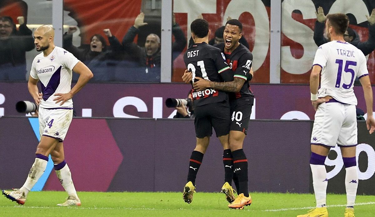 Milan&#039;ı zirve yarışında tutan son dakika golü! Milan - Fiorentina (2-1 Özet)