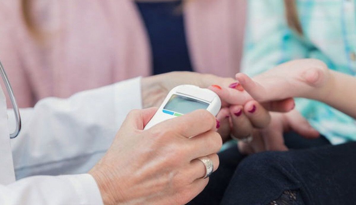 Diyabet hastalarına uyarı: Düzenli kan şekeri kontrolü yaptırın