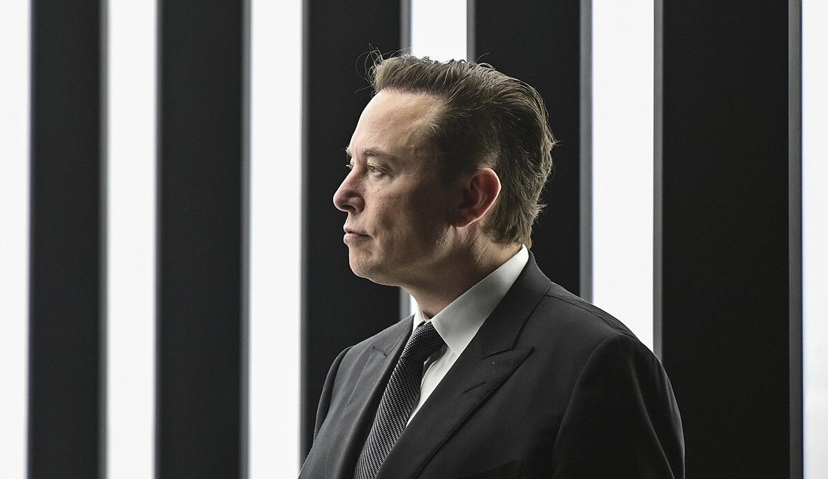 Elon Musk&#039;ı gururlandırmayacak &#039;başarı&#039;: Tarihi servet kaybıyla Guinness Rekorlar Kitabı&#039;na girdi
