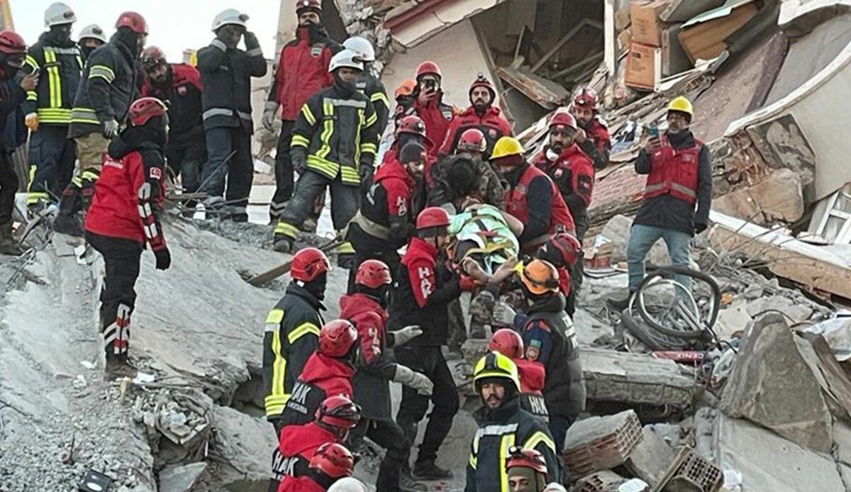 Tunus’ta depremzedeler için yardım çağrısı