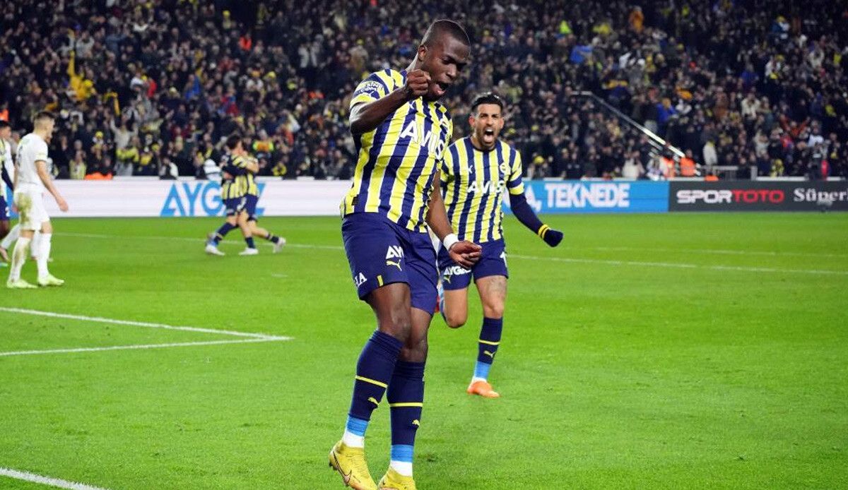 Son dakika Fenerbahçe haberi... Ekvadorlu yıldız Enner Valencia kararını verdi