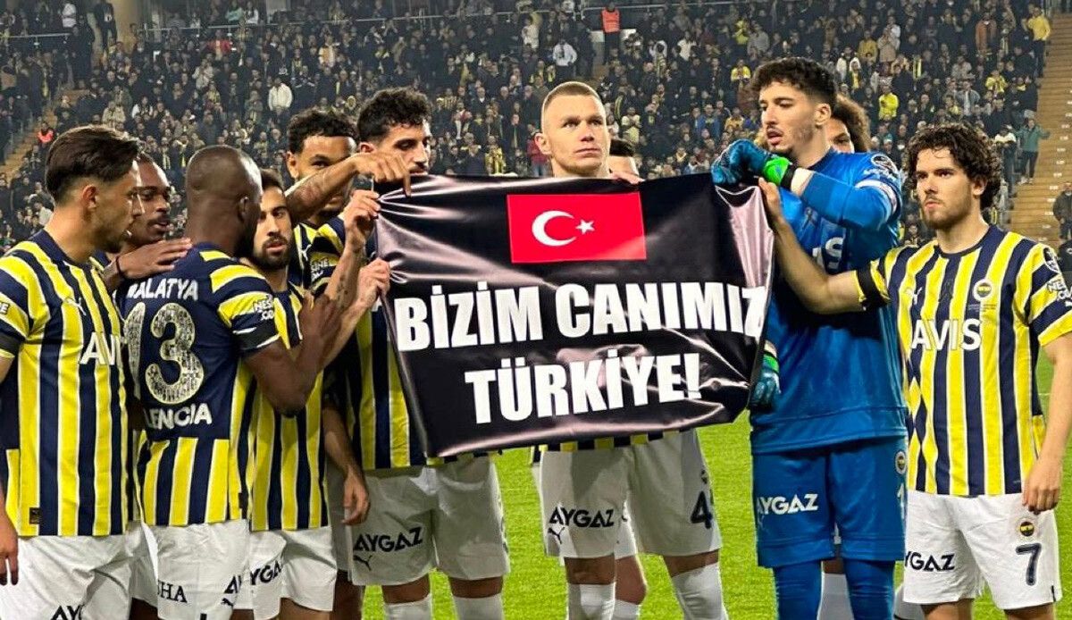 Fenerbahçe - Konyaspor (4-0 Maç Sonucu) Enner Valencia atmaya, Fenerbahçe takibe devam