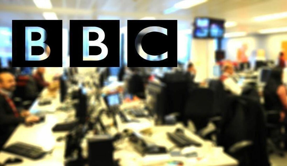 İngiltere&#039;de hükümetin göç politikasını eleştiren BBC sunucusu Lineker görevden alındı