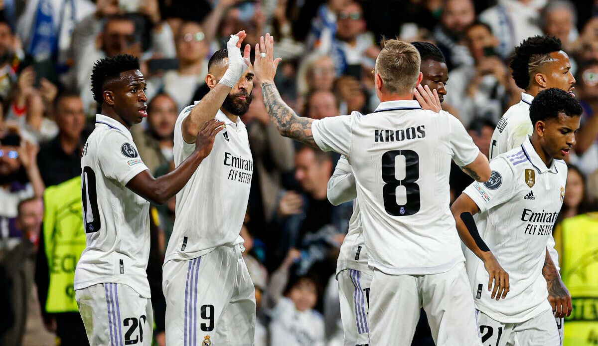 ÖZET I Real Madrid - Chelsea (2-0 Maç Sonucu) Benzema attı, yarı final yolu göründü