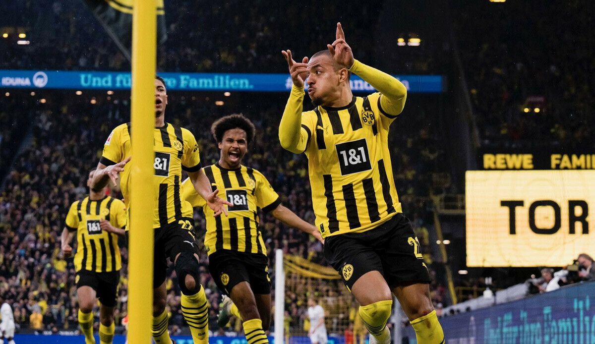 ÖZET I Borussia Dortmund -  Eintracht Frankfurt (4-0 Maç Sonucu) Bundesliga&#039;da lider değişti