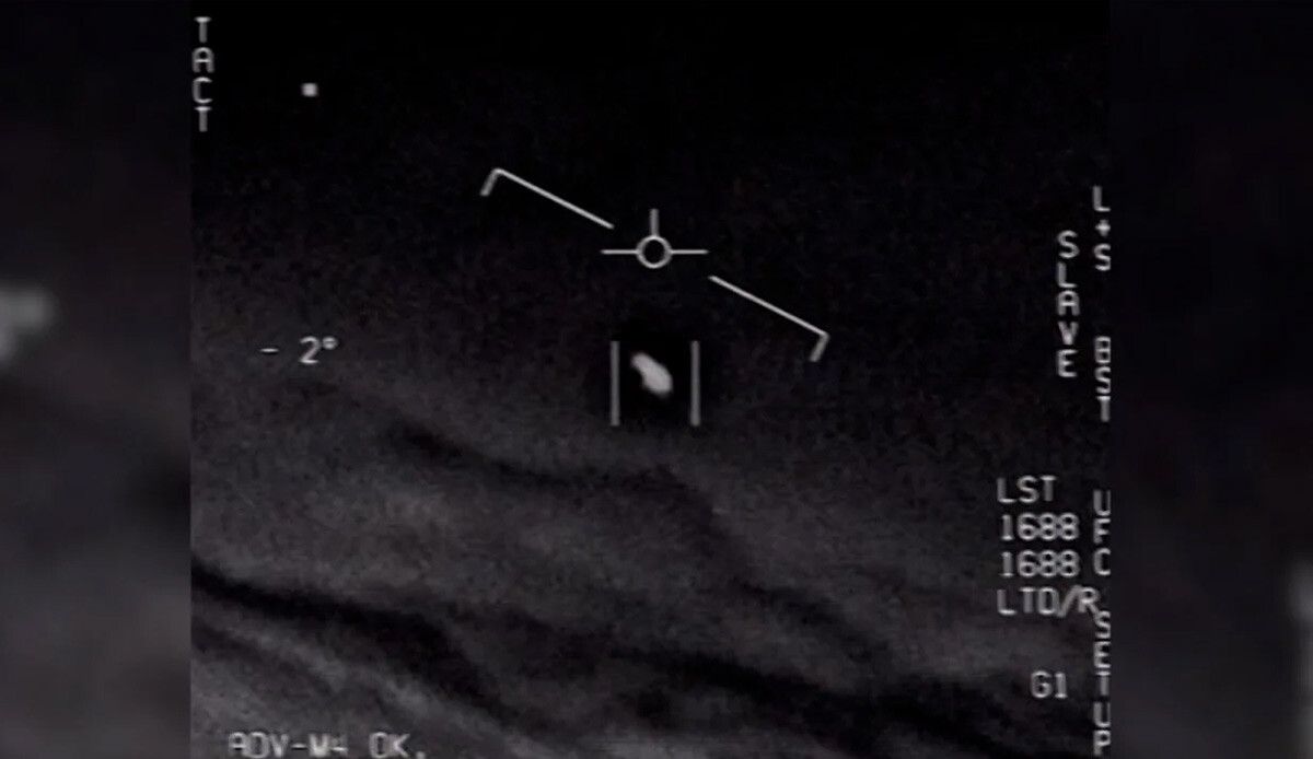 &#039;Uzaylılar&#039; ABD&#039;nin gündeminde: Pentagon yetkilisi Ortadoğu&#039;da gördükleri UFO&#039;yu anlattı