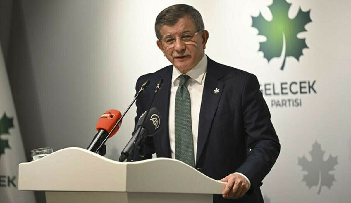 İttifak içinde ittifak! Ahmet Davutoğlu 3 partiye seslendi: Meclis&#039;te birlikte bir grup kuralım